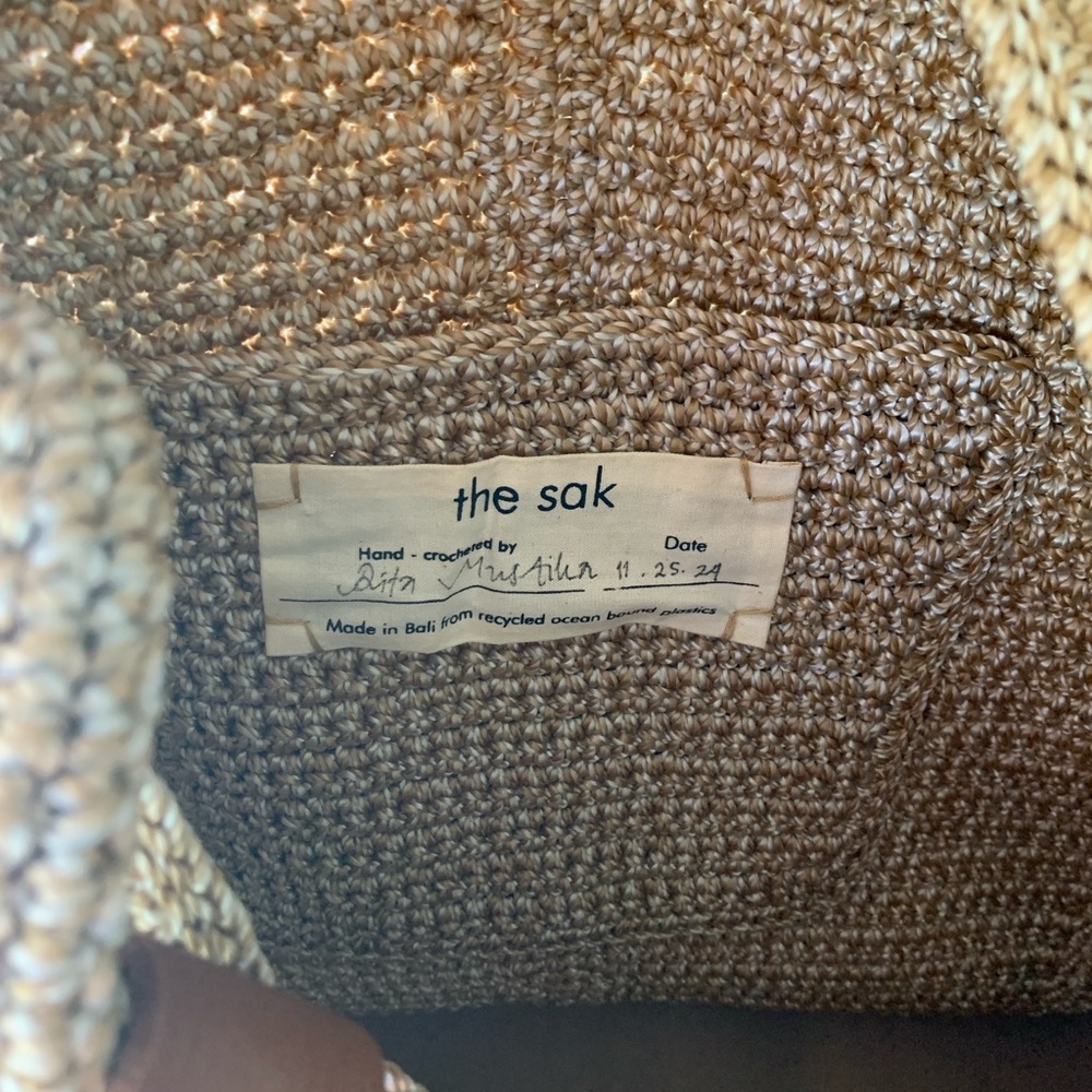 NWT The Sak Tan Crochet Large Tote with Brown Leather Handles Originally $299 - Picture 9 of 12